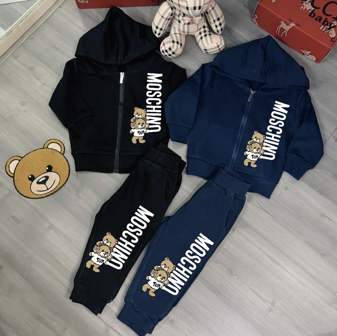 Moschino sz80-150 02